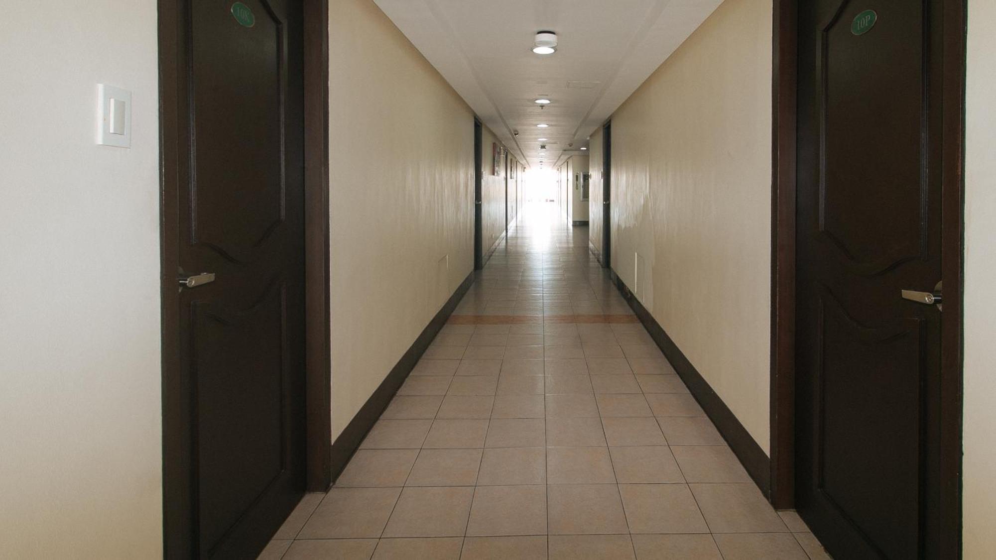 Reddoorz At Bp International Powerhouse Inc Near Sm Manila Hotel Ngoại thất bức ảnh