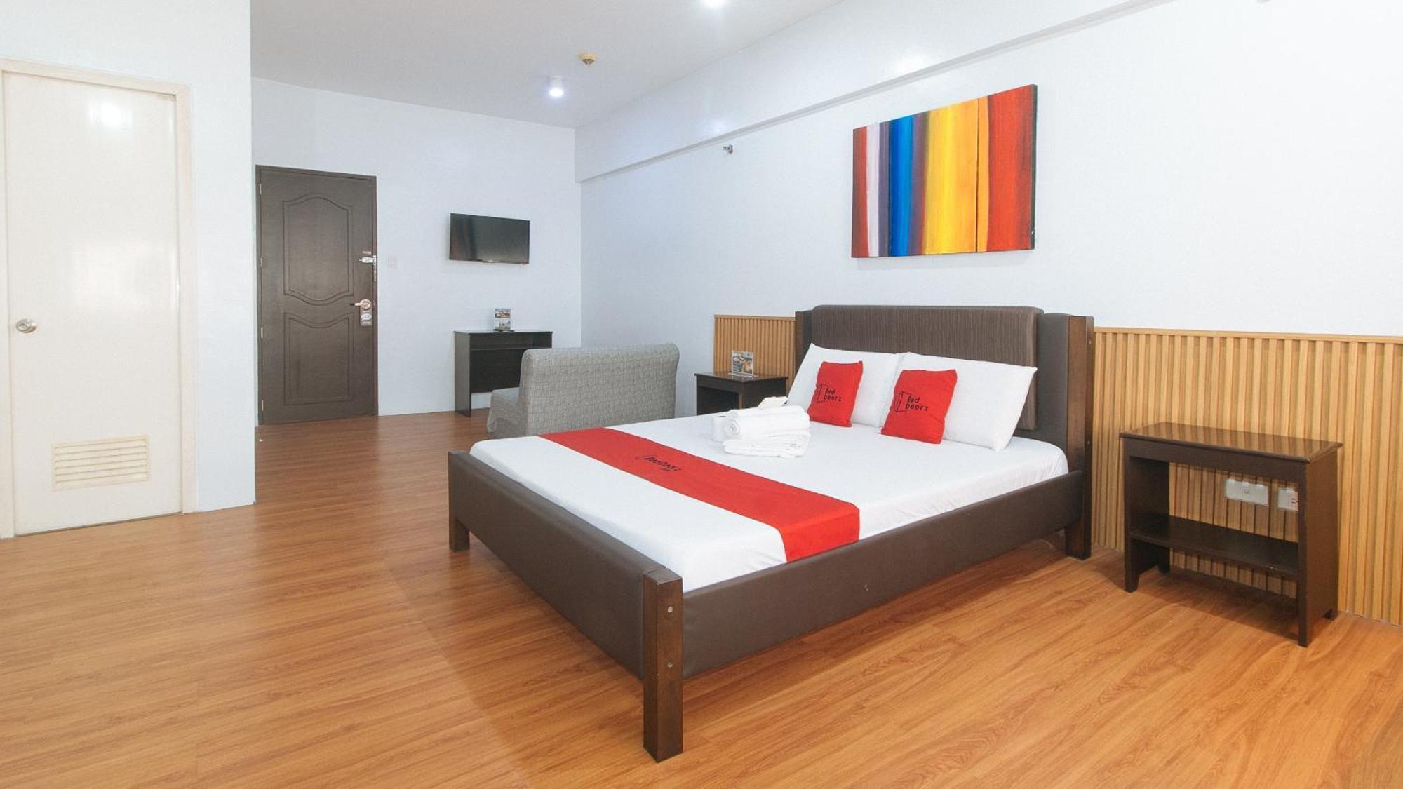 Reddoorz At Bp International Powerhouse Inc Near Sm Manila Hotel Ngoại thất bức ảnh