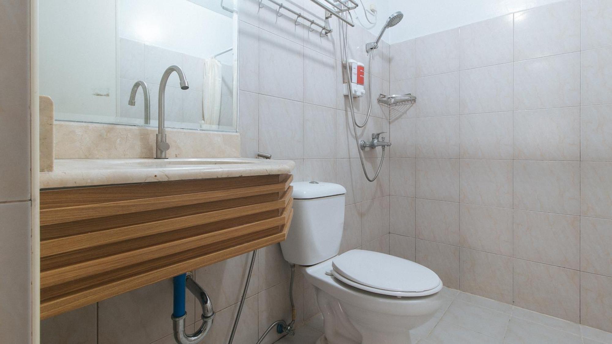 Reddoorz At Bp International Powerhouse Inc Near Sm Manila Hotel Ngoại thất bức ảnh