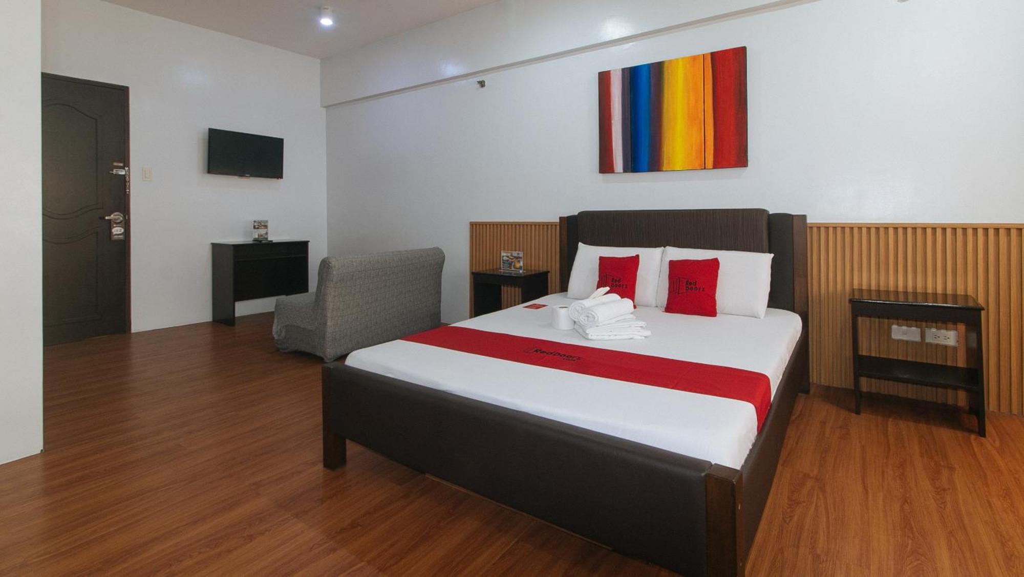 Reddoorz At Bp International Powerhouse Inc Near Sm Manila Hotel Ngoại thất bức ảnh