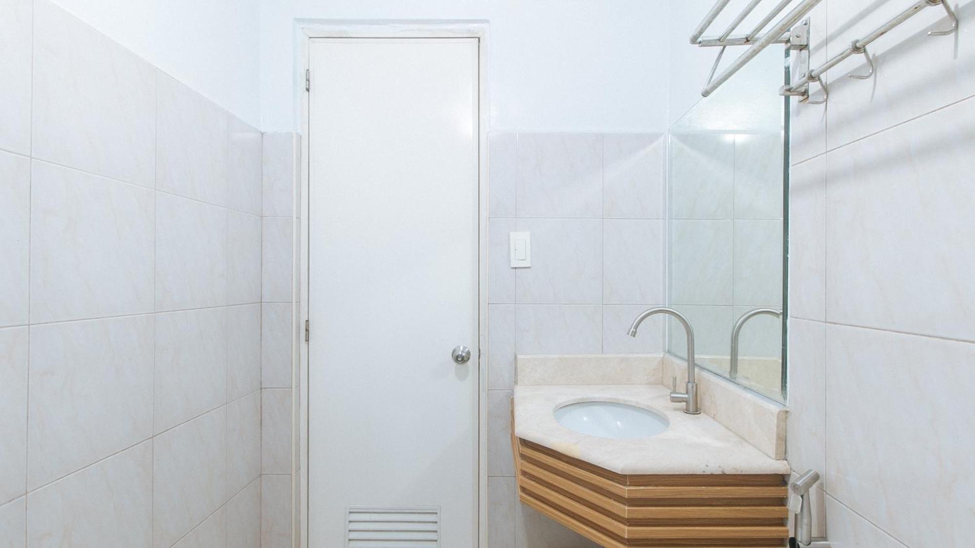Reddoorz At Bp International Powerhouse Inc Near Sm Manila Hotel Ngoại thất bức ảnh